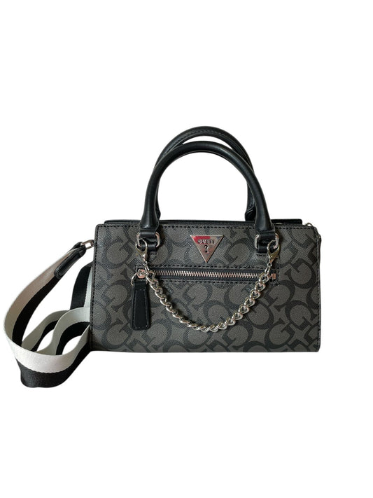Bolsa Guess Dama Gris con Detalles Negros y Cadena – Original