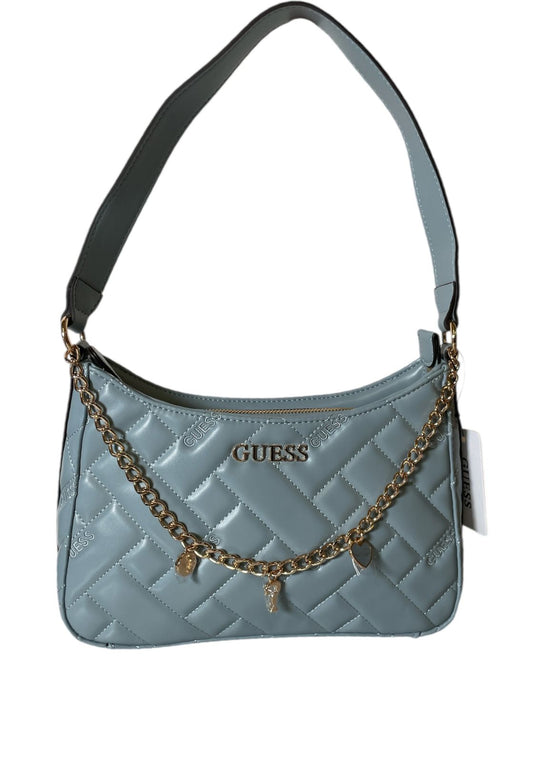 Bolsa GUESS Azul con Cadena y Dijes - Estilo Glam Chic