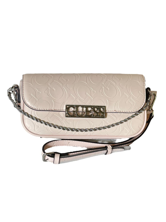 Bolsa Guess "G Chain Chic" – Estilo elegante con cadena frontal