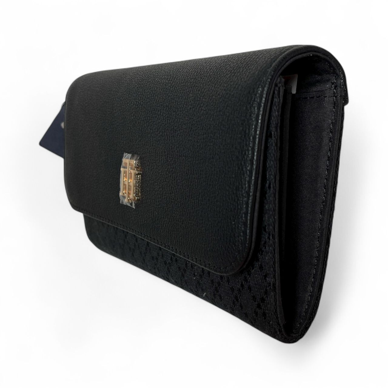 Cartera Tommy Hilfiger Negra para Mujer – Elegancia y Funcionalidad